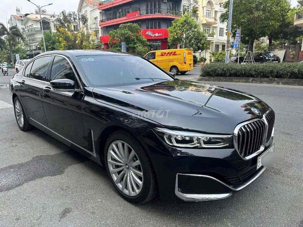 BMW 740Li 2020 photo 5