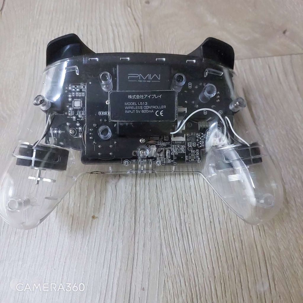 Tay cầm Xbox seri X nguyên siu.... Mua bán Thiết bị chơi game tại Quận 5 Tp Hồ Chí Minh được đăng bởi LÂM ANH VŨ Game Shop hình 3