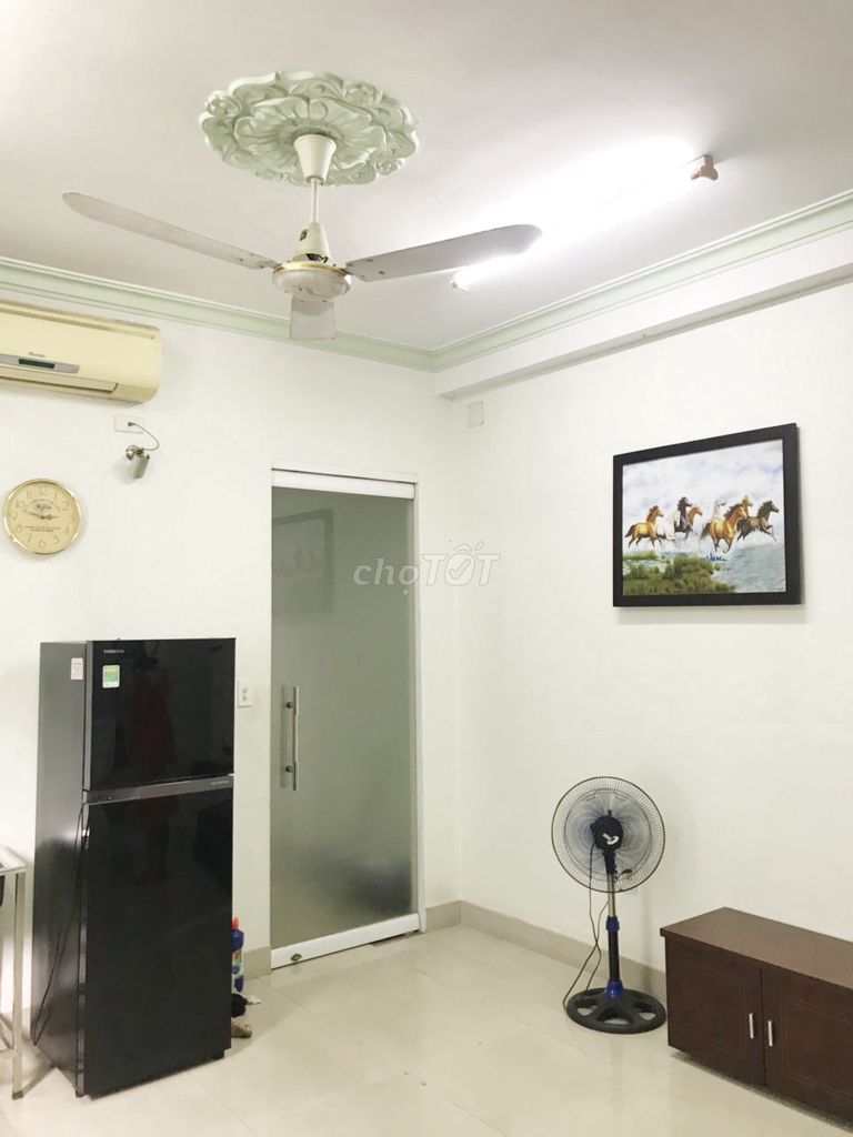 Cho thuê phòng dạng căn hộ mini 40m2,1PN,1PK,bếp,Dương Quảng Hàm,GV