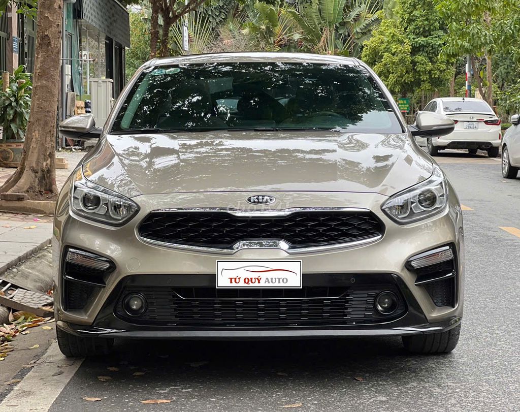 Kia Cerato 1.6 AT Luxury 2020 - Vàng Cát