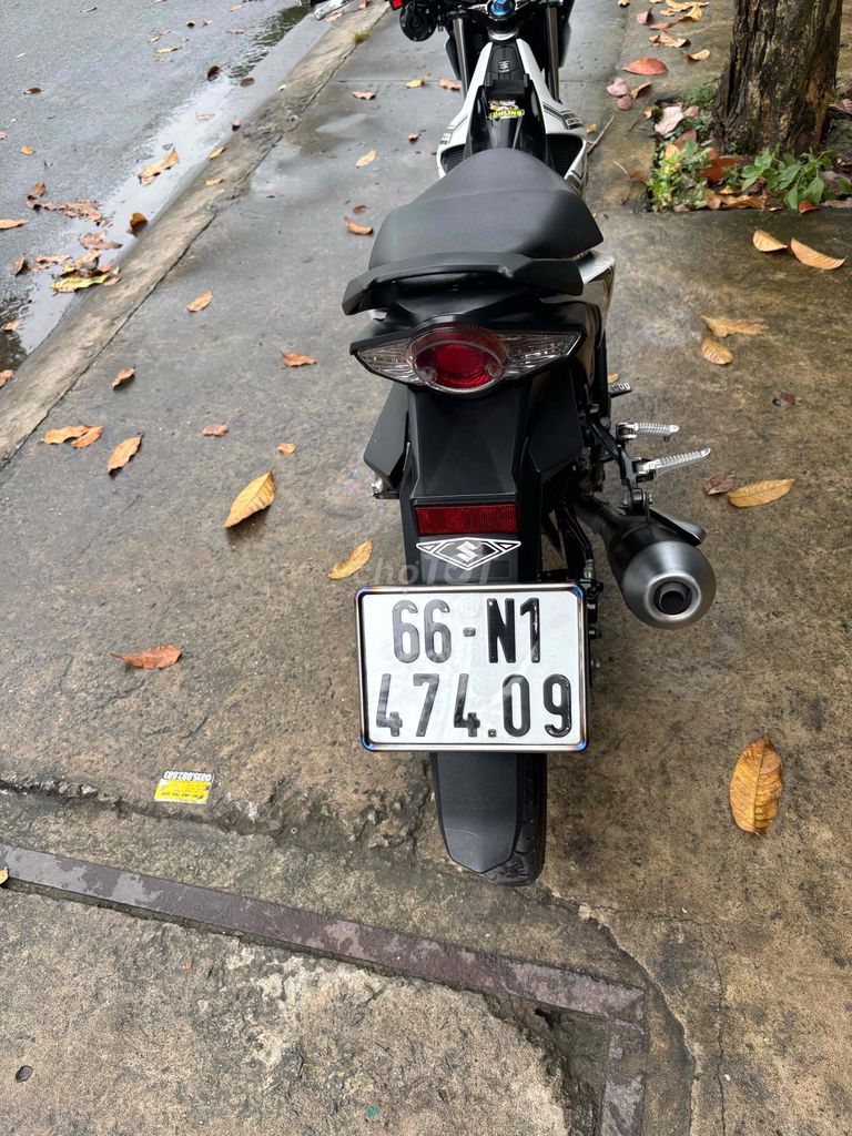 Suzuki Raider Satria Trắng Côn tay. Mua bán Xe máy tại Thị xã Bến Cát Bình Dương được đăng bởi xe máy trả góp tín nghĩa  hình 9