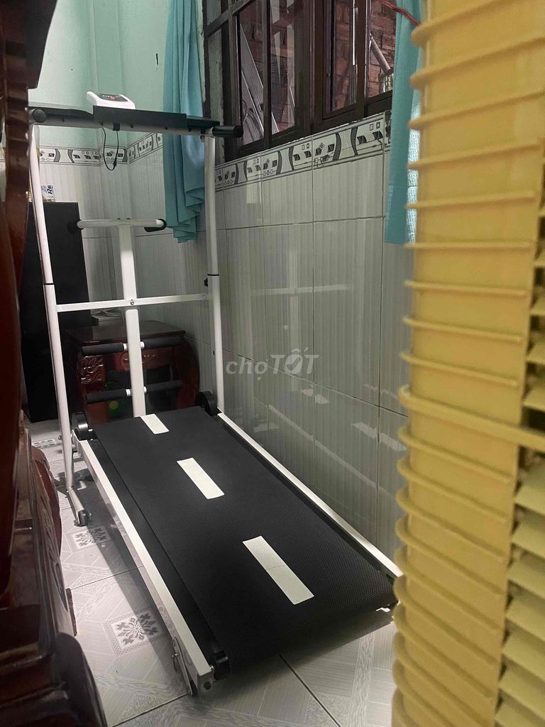 Máy chạy bộ Trắng, Đen