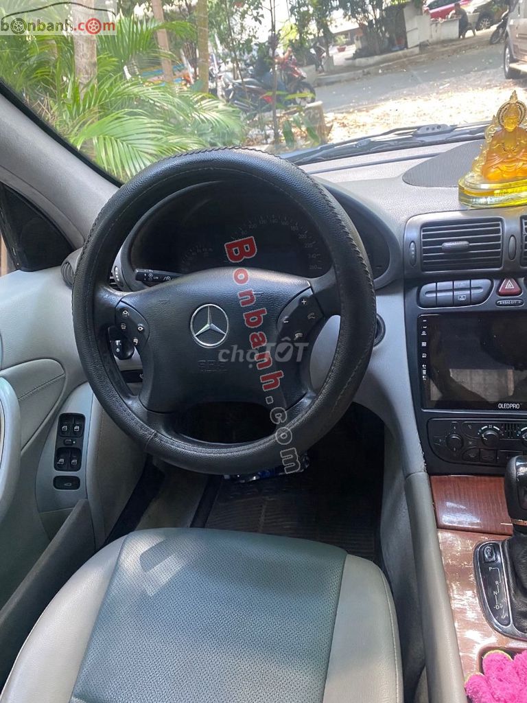 Mercedes-Benz C180 Classic – 2003. Mua bán Ô tô tại Quận 10 Tp Hồ Chí Minh được đăng bởi Lê Kim Du hình 4