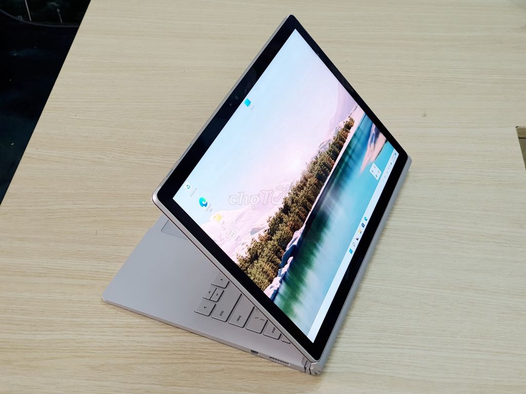 Microsoft Surface Book i7 8GB/256GB/Vỏ Xấu. Mua bán Laptop tại Quận Tân Phú Tp Hồ Chí Minh được đăng bởi Thanh Lý cầm đồ hình 1
