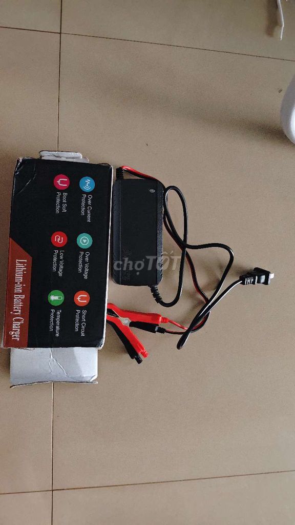 Sạc pin Lithium-ion Đen. Mua bán Phụ kiện (Màn hình, Chuột...) tại Thành phố Bảo Lộc Lâm Đồng được đăng bởi Phúc Nguyễn Hồng hình 1