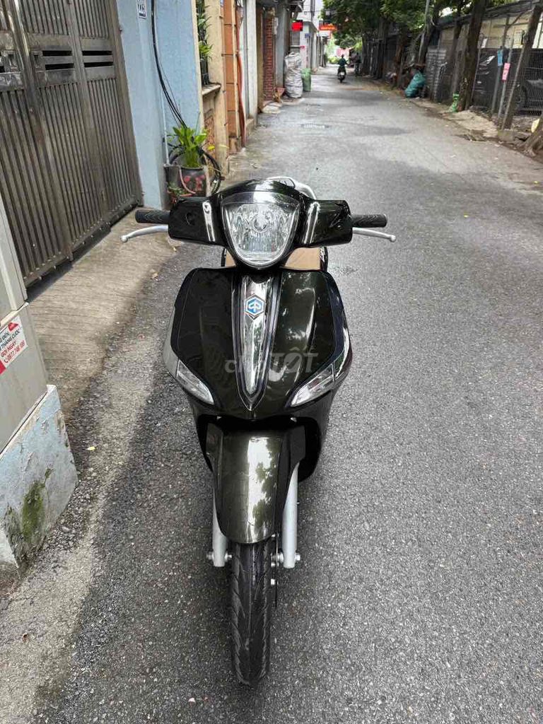 e bán lebetty iget phanh abs xe biển đẹp đời cao. Mua bán Xe máy tại Quận Long Biên Hà Nội được đăng bởi Nguyen Chung hình 6