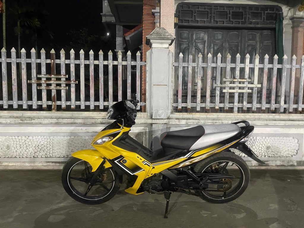 Yamaha Exciter Vàng đen. Mua bán Xe máy tại Huyện Thái Thụy Thái Bình được đăng bởi Phạm Quý hình 3