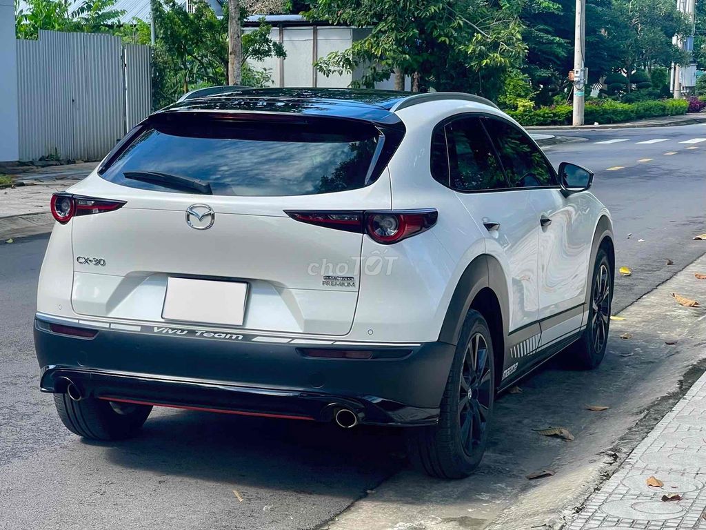 Mazda CX-30 Premium 2024 Белая 11.000 км