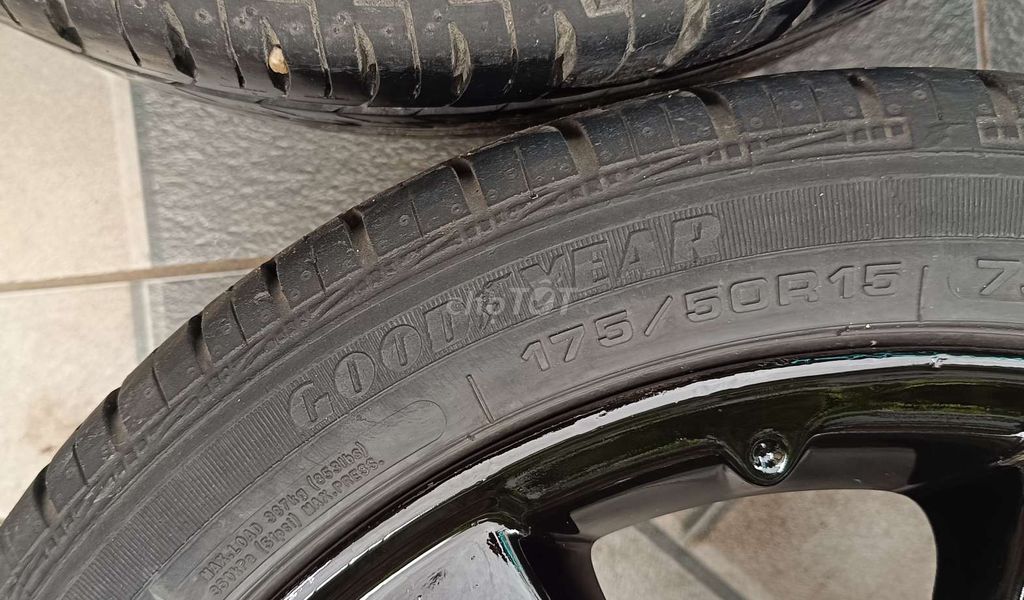 La-zăng R15. Mua bán Ô tô tại Quận Long Biên Hà Nội được đăng bởi Hoàng Nam  hình 3