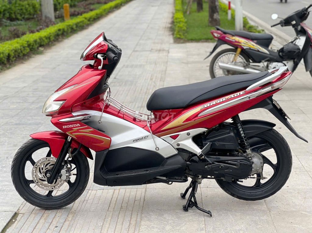 Honda airblade máy nguyên bản xe đẹp. Mua bán Xe máy tại Quận Cầu Giấy Hà Nội được đăng bởi Minh Tiến hình 3