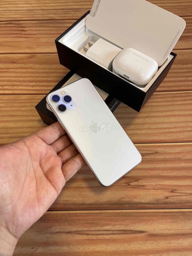 iPhone 11 Pro 256G QTế Zin Keng Xài Ổn Hết Pin 93%. Mua bán Điện thoại tại Quận 3 Tp Hồ Chí Minh được đăng bởi Thích Bán Rẻ hình 1
