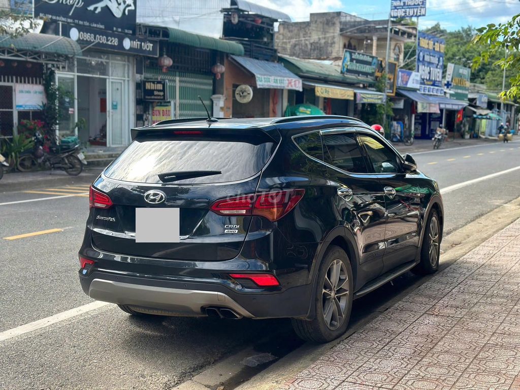 chính chủ Hyundai Santa Fe full dầu đi lướt 2016. Mua bán Ô tô tại Quận Gò Vấp Tp Hồ Chí Minh được đăng bởi PHẠM VIỆT hình 7