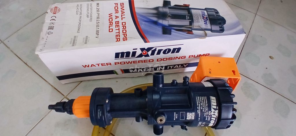 Thanh lý Máy châm phân Mixtron MX250 Xanh đen. Mua bán Đồ chuyên dụng, Giống nuôi trồng tại Huyện Tam Bình Vĩnh Long được đăng bởi Minh Truong hình 1