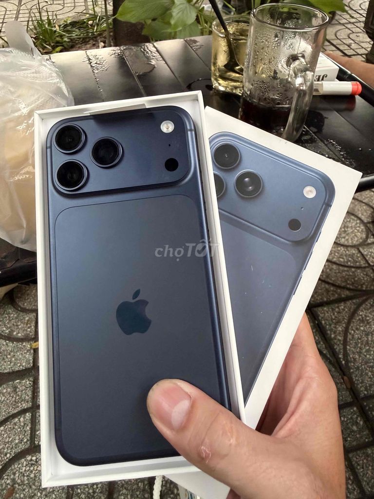 Apple iPhone 17 Pro Max 256GB Xanh. Mua bán Điện thoại tại Huyện Củ Chi Tp Hồ Chí Minh được đăng bởi LowjiNguyen hình 1