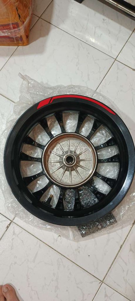 Mâm Vespa Sprint Đen Và Đèn Hậu Note 2023 2tr1. Mua bán Phụ tùng xe tại Quận 3 Tp Hồ Chí Minh được đăng bởi HỨA PHƯƠNG BẢO hình 3