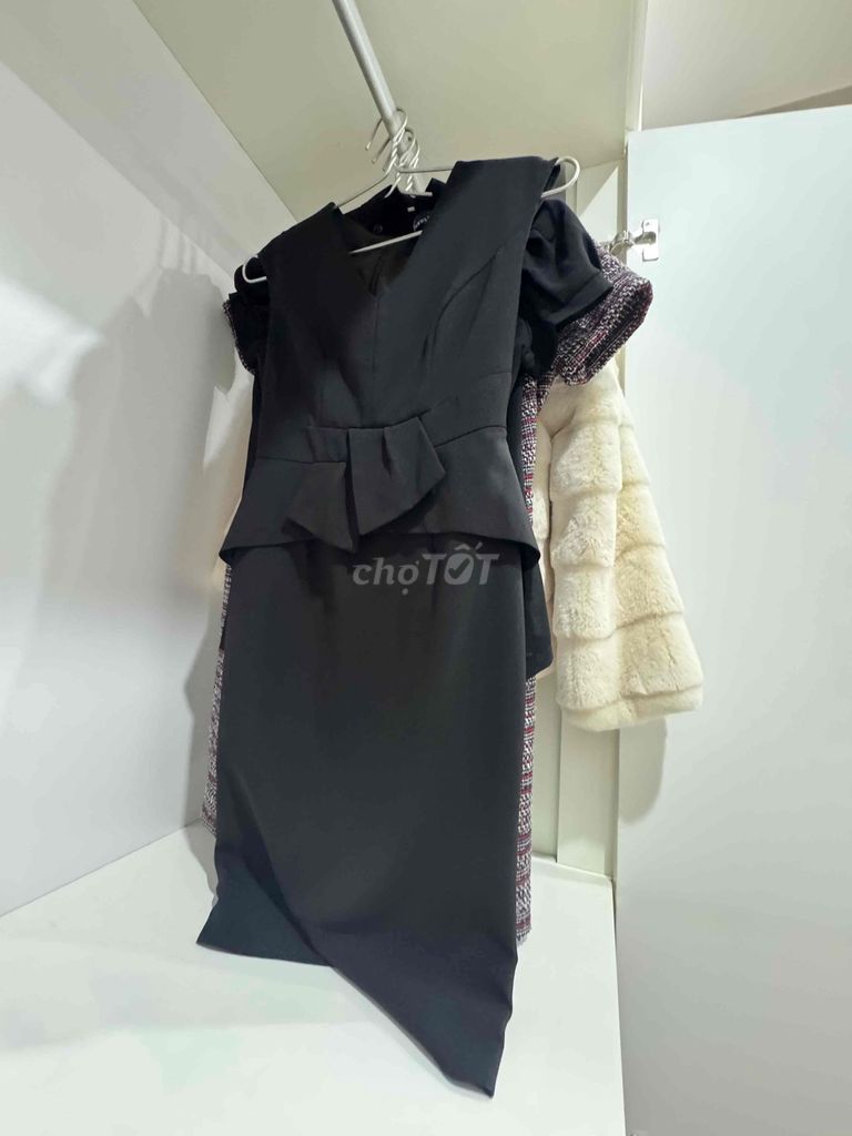 Đầm Nữ Thanh Lịch Màu Đen Chất Mềm. Mua bán Quần áo tại Thành phố Uông Bí Quảng Ninh được đăng bởi Huệ hình 1