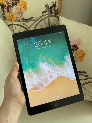 iPad Gen 6 9.7-32GB Nguyên Zin bản Wifi/4G