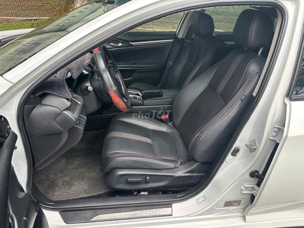 Honda Civic 2019 1.5 Turbo RS - 72000 km. Mua bán Ô tô tại Huyện Hóc Môn Tp Hồ Chí Minh được đăng bởi Lekhang210898 hình 16