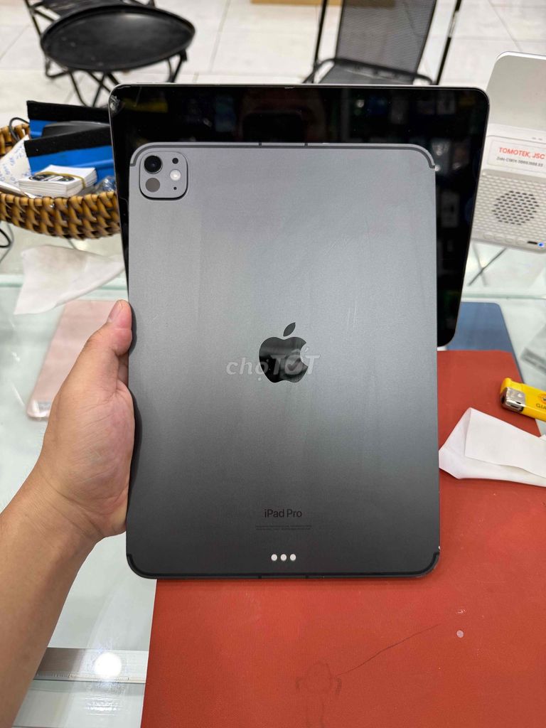 Apple iPad Pro M4 256GB bản 5g zin nguyên bản. Mua bán Máy tính bảng tại Thị xã Tân Uyên Bình Dương được đăng bởi Đỗ Văn Quyền hình 1