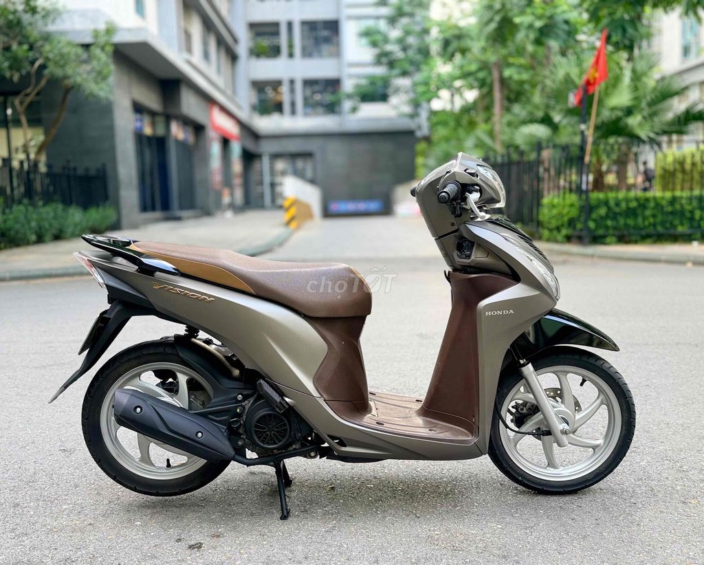 Замёмный ключ Honda Vision 2020