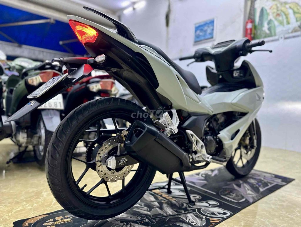 Winner X abs 2021 ! Hỗ trợ trả góp. Mua bán Xe máy tại Thành phố Vũng Tàu Bà Rịa - Vũng Tàu được đăng bởi Cửa hàng xe máy Hoàng Long 2 hình 4