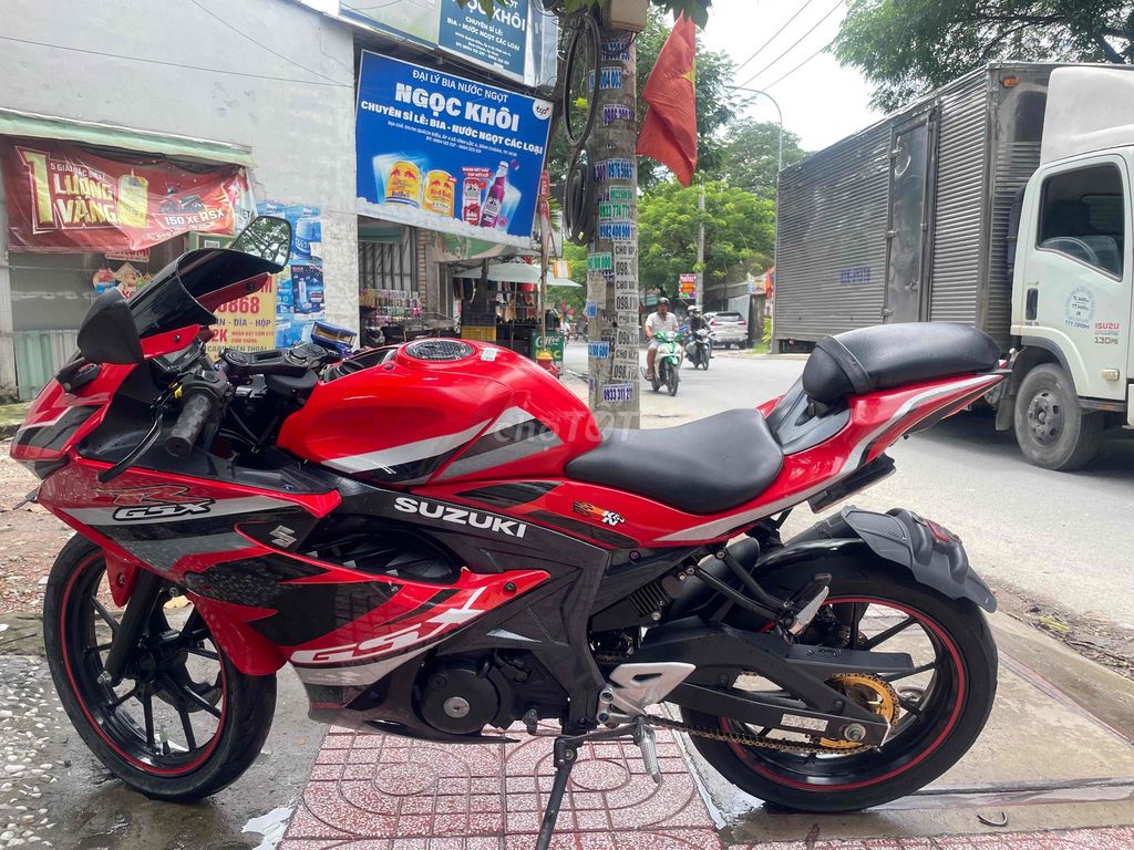 Suzuki GSX R150 máy zin biển số 67. Mua bán Xe máy tại Huyện Bình Chánh Tp Hồ Chí Minh được đăng bởi Phong Vũ hình 2