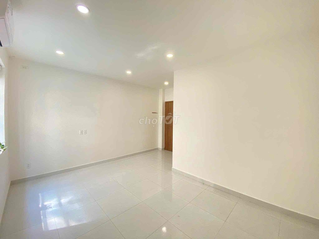 Văn Phòng khu Cityland 25m2-5,5tr/th