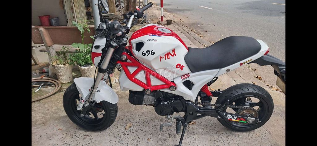 Ducati Mini màu Trắng Đỏ. Mua bán Xe máy tại Huyện Đất Đỏ Bà Rịa - Vũng Tàu được đăng bởi Trường hình 1