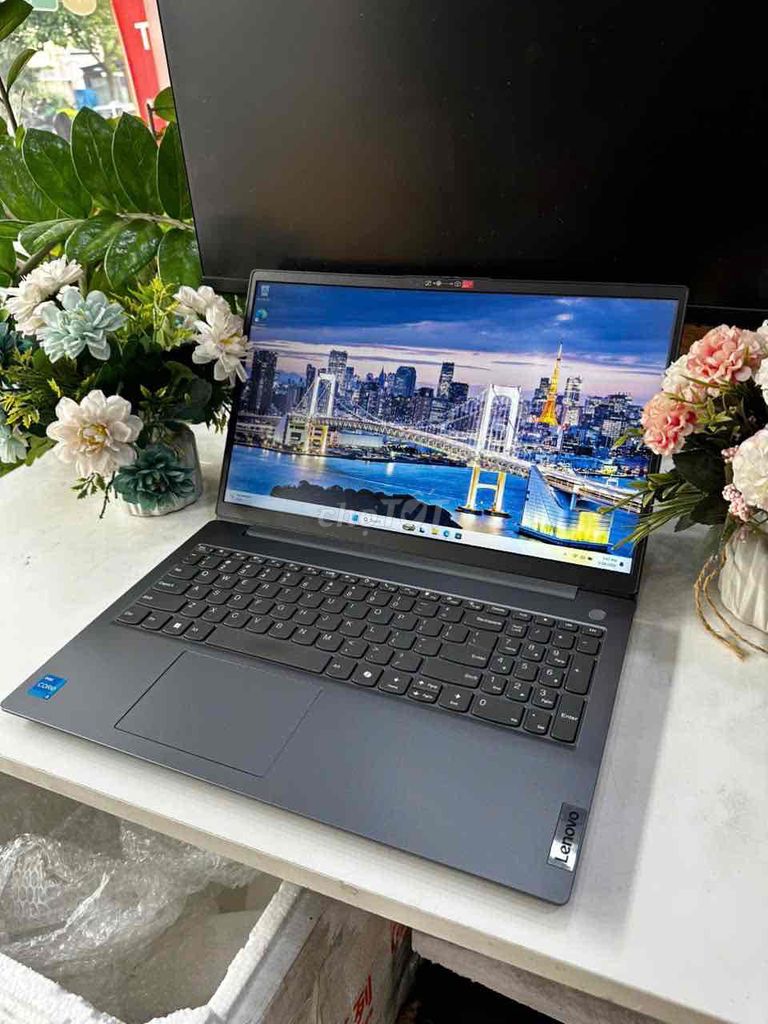 Lenovo V15 G5 i5-13420H 15.6 inch CÒN BH 23.2.2027. Mua bán Laptop tại Quận 12 Tp Hồ Chí Minh được đăng bởi Quỳnh Chi hình 1