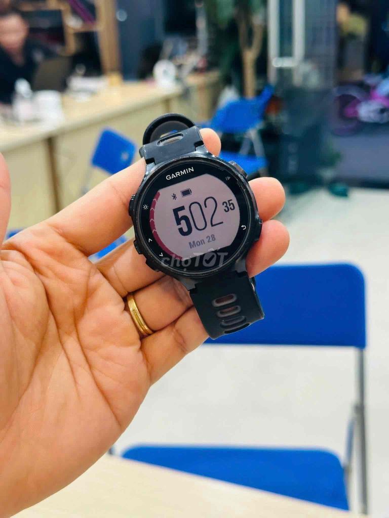 Thanh lý garmin foreruner 735xt