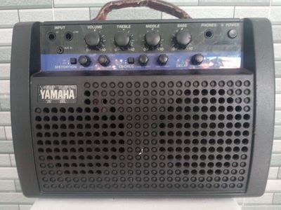Amply đàn điện hiệu YAMAHA model guitar ampli VA10
