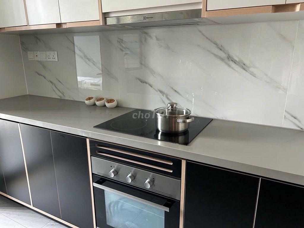Chính chủ bán căn hộ Zenity 113m2 giá chỉ 13.2 tỷ. Mua bán căn hộ/chung cư tại Quận 1 Tp Hồ Chí Minh được đăng bởi Lê Phương hình 1