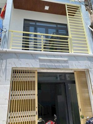 NHÀ LÝ NAM ĐẾ
