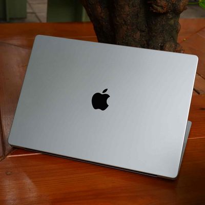 MacBook Pro 16-inch M1 Pro 16gb/512gb pin 99% zin. Mua bán Laptop tại Quận 12 Tp Hồ Chí Minh được đăng bởi Nguyễn Tài