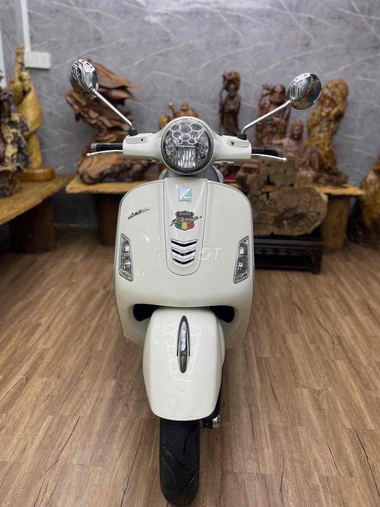 👉Vespa GTS 125cc chính chủ biển SG máy bao zin. Mua bán Xe máy tại Quận 7 Tp Hồ Chí Minh được đăng bởi Xe Cũ Hiếu CT hình 3