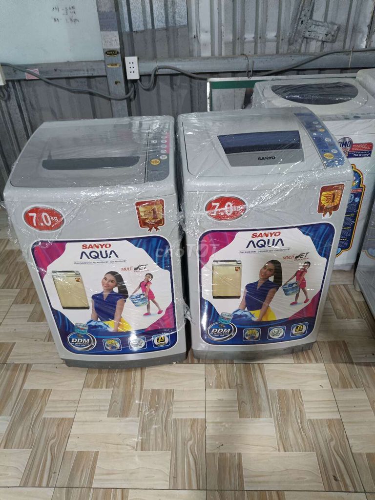 Máy giặt Sanyo aqua 7kg. Free ship. Có BH...