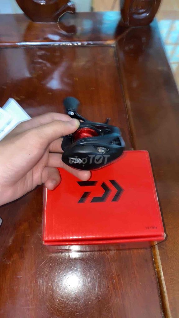 Máy câu ngang Daiwa PR100L Đen, Đỏ. Mua bán Đồ thể thao, Dã ngoại tại Quận 8 Tp Hồ Chí Minh được đăng bởi lecaothanh hình 1