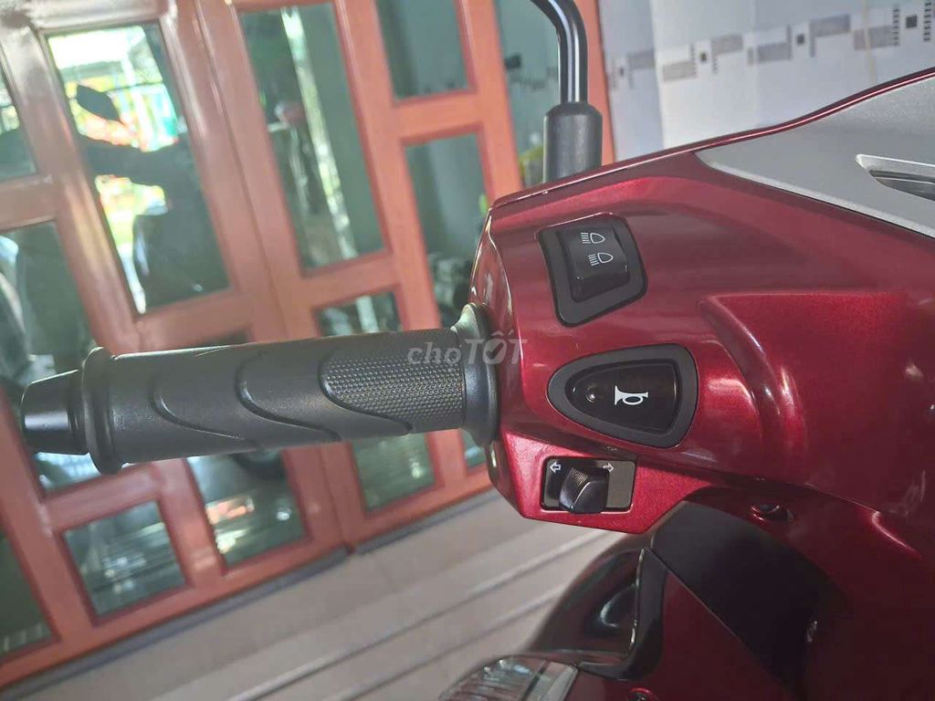 BÁN LEAD 2025 ZIN 100% TẠI VÀM CỐNG. Mua bán Xe máy tại Thành phố Long Xuyên An Giang được đăng bởi linhnguyen hình 8