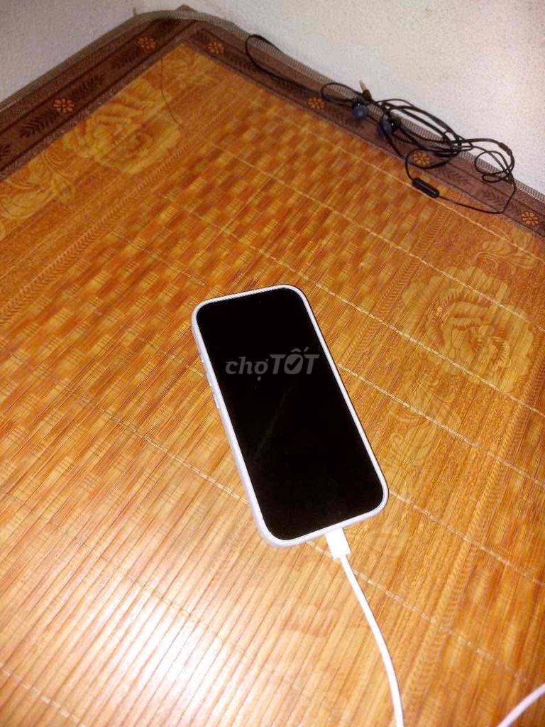Apple iPhone 17 Pro 256GB bạc. Mua bán Điện thoại tại Huyện Tiên Du Bắc Ninh được đăng bởi Nguyễn Duy Hưng  hình 1