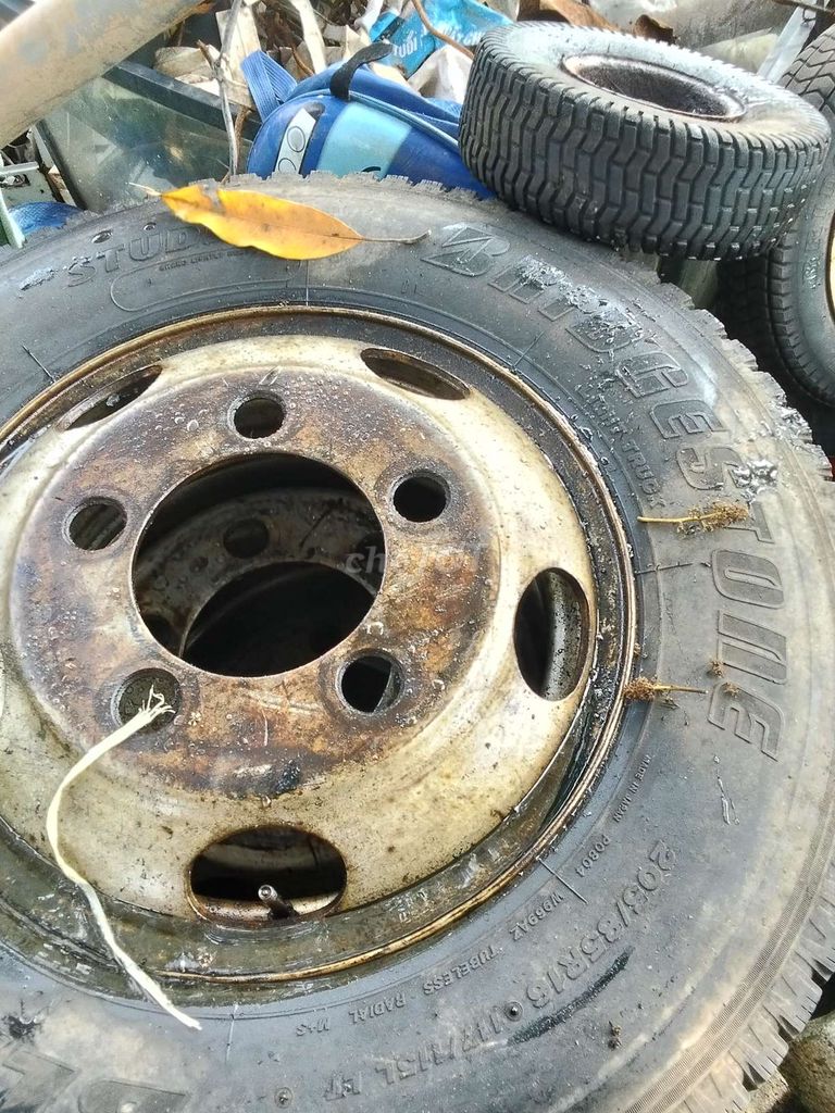 Mâm vỏ xe Kim loại Cao su Đen. Mua bán Phụ tùng xe tại Huyện Bến Lức Long An được đăng bởi Linh Lieu hình 5