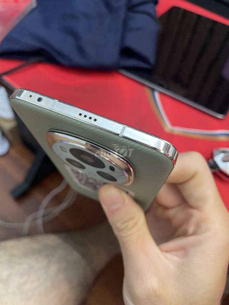 Honor Magic 6 Xanh lá. Mua bán Điện thoại tại Quận Hải Châu Đà Nẵng được đăng bởi Rin hình 1