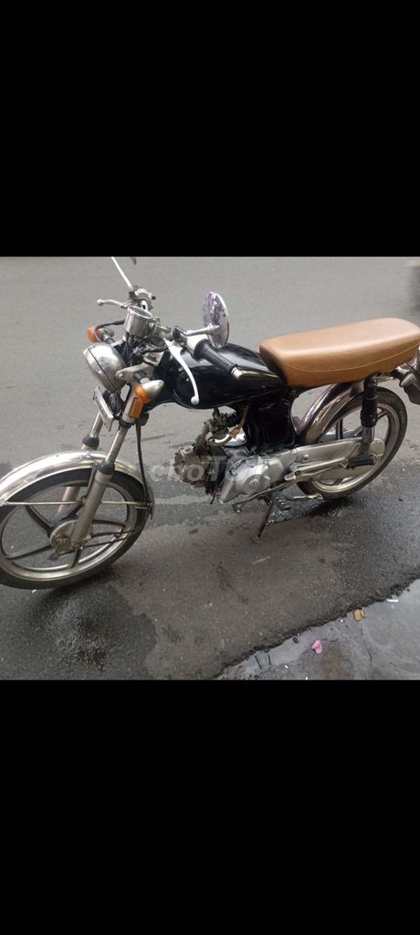 Honda Cub còn tin là còn bán. Mua bán Xe máy tại Quận 10 Tp Hồ Chí Minh được đăng bởi văn phúc  hình 4