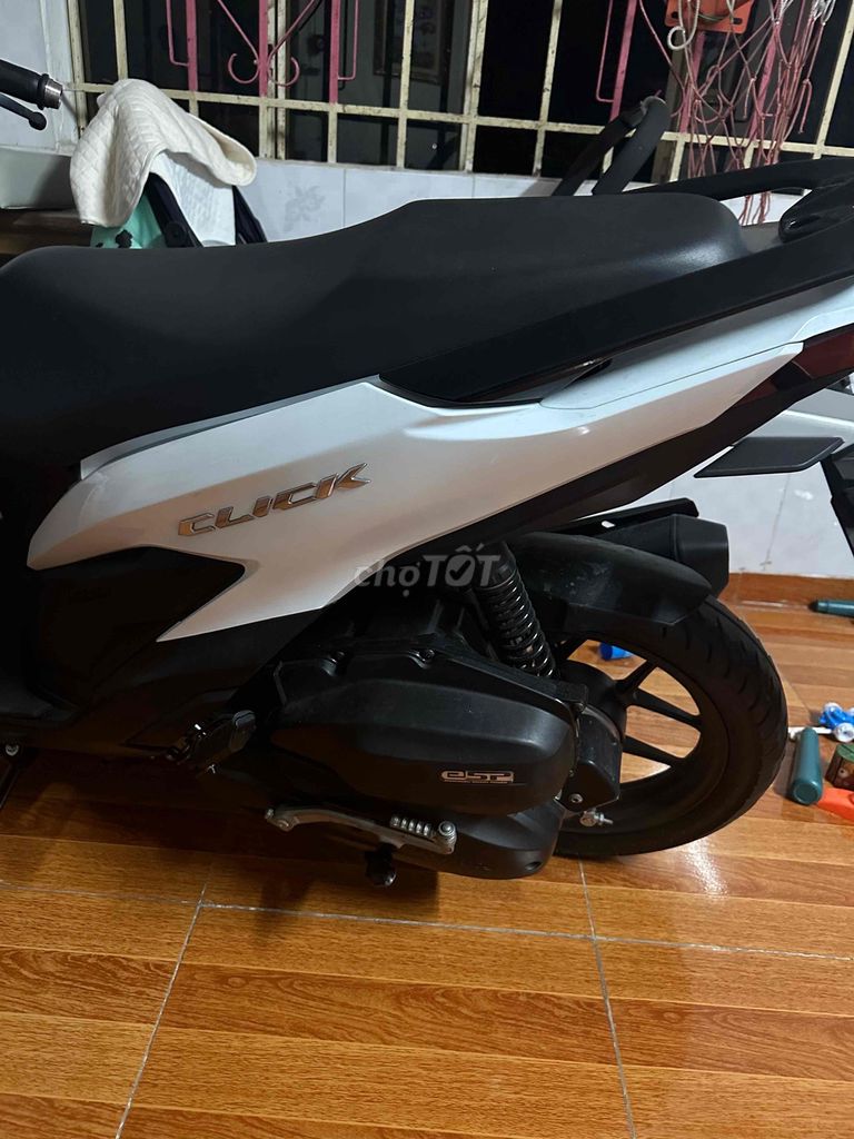 click thái nguyên zin vỏ theo xe. Mua bán Xe máy tại Thành phố Thủ Đức Tp Hồ Chí Minh được đăng bởi Thiện  hình 4