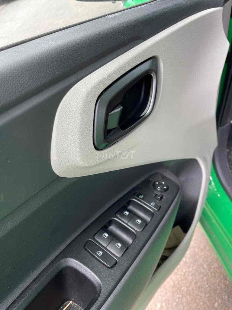 Hyundai Grand i10 2024 Sedan 1.2 MT tiêu chuẩn	 -. Mua bán Ô tô tại Thành phố Buôn Ma Thuột Đắk Lắk được đăng bởi VĂN CHIẾN BMT 1987 hình 10