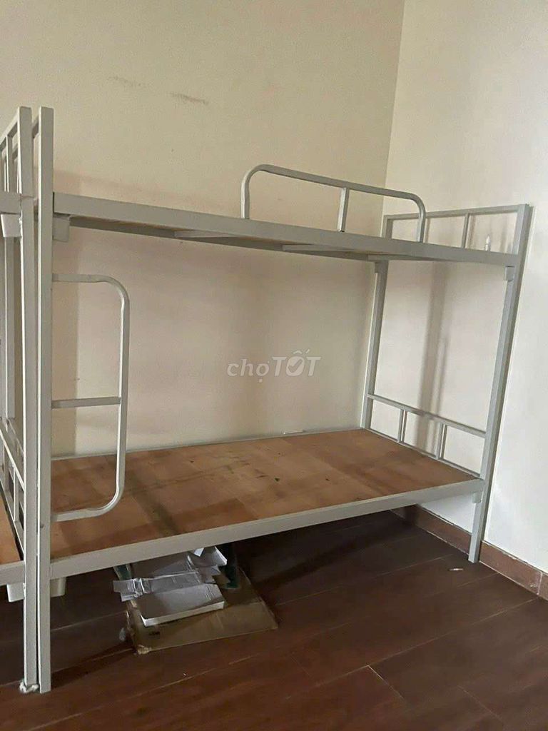 Giường tầng Kim loại, Gỗ Xám. Mua bán Giường, chăn ga gối nệm tại Quận Bắc Từ Liêm Hà Nội được đăng bởi Khiên Nguyễn hình 1