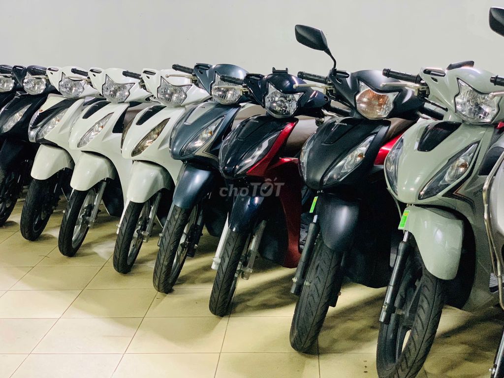 HONDA VISION ĐỦ CÁC ĐỜI GIÁ TỪ 12 TRIỆU CÓ TRẢ GÓP. Mua bán Xe máy tại Quận Bắc Từ Liêm Hà Nội được đăng bởi XE MÁY THỊNH PHÁT XE LƯỚT GIÁ RẺ hình 1