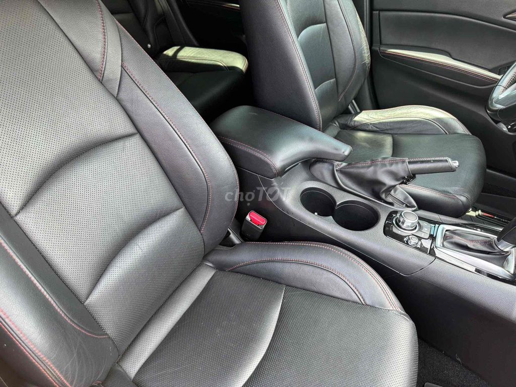 Mazda 3 2015 1.5 AT Hatchback - 70000 km. Mua bán Ô tô tại Quận 7 Tp Hồ Chí Minh được đăng bởi Phạm Vũ Công Thành hình 5