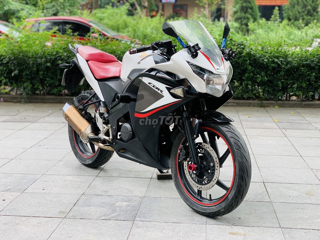 HONDA CBR 150 BẢN NHẬP THÁI MÁY ZIN BÔ NỔ CỰC BỐC. Mua bán Xe máy tại Quận Nam Từ Liêm Hà Nội được đăng bởi Hà Thanh hình 1