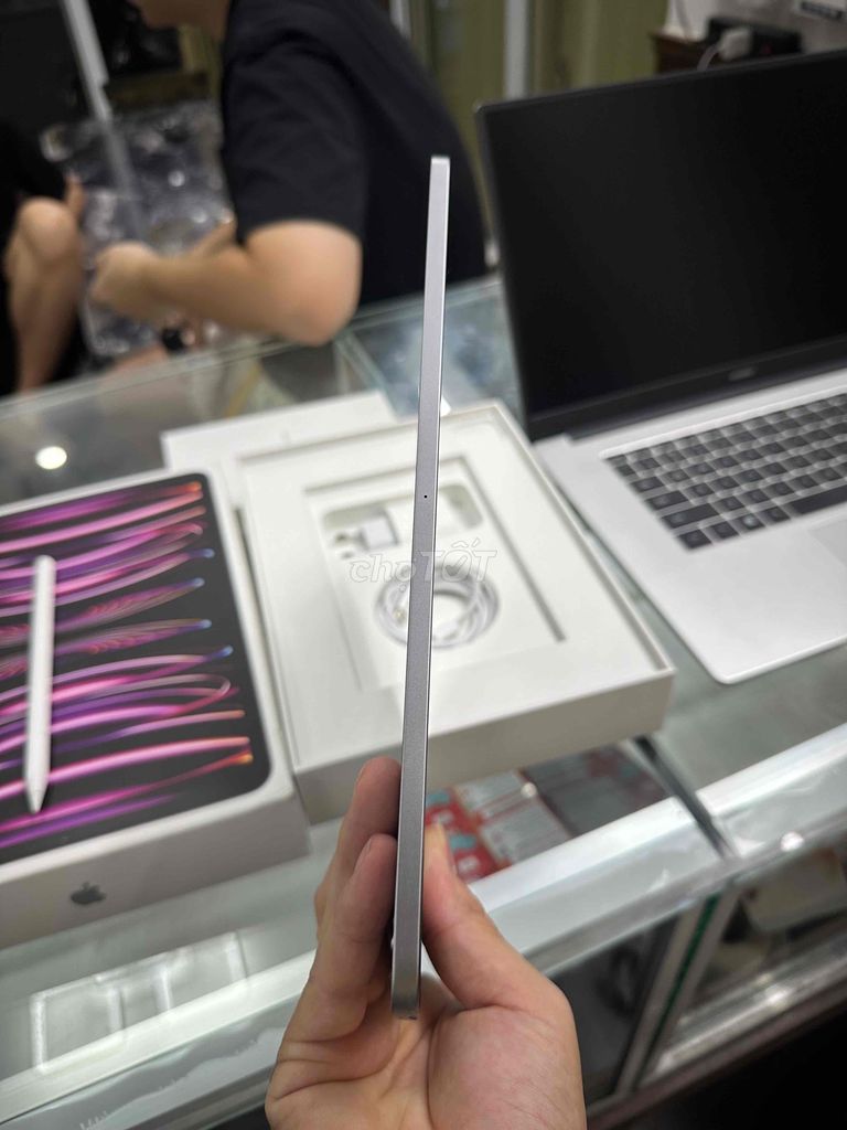 ipad pro m2 11 inch 256G full box pin 94 zin đét