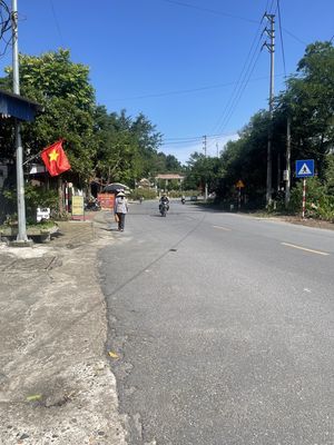 Full 180m² thổ cư - Mê Linh - Cạnh đường 23b - xe công ra vào. Mua bán đất tại Huyện Mê Linh Hà Nội được đăng bởi Phạm Thị Vân